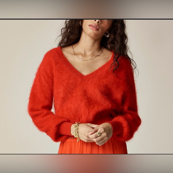 J. Crew Sweaters - JCREW Brushed CASHMERE cropped V-neck sweater